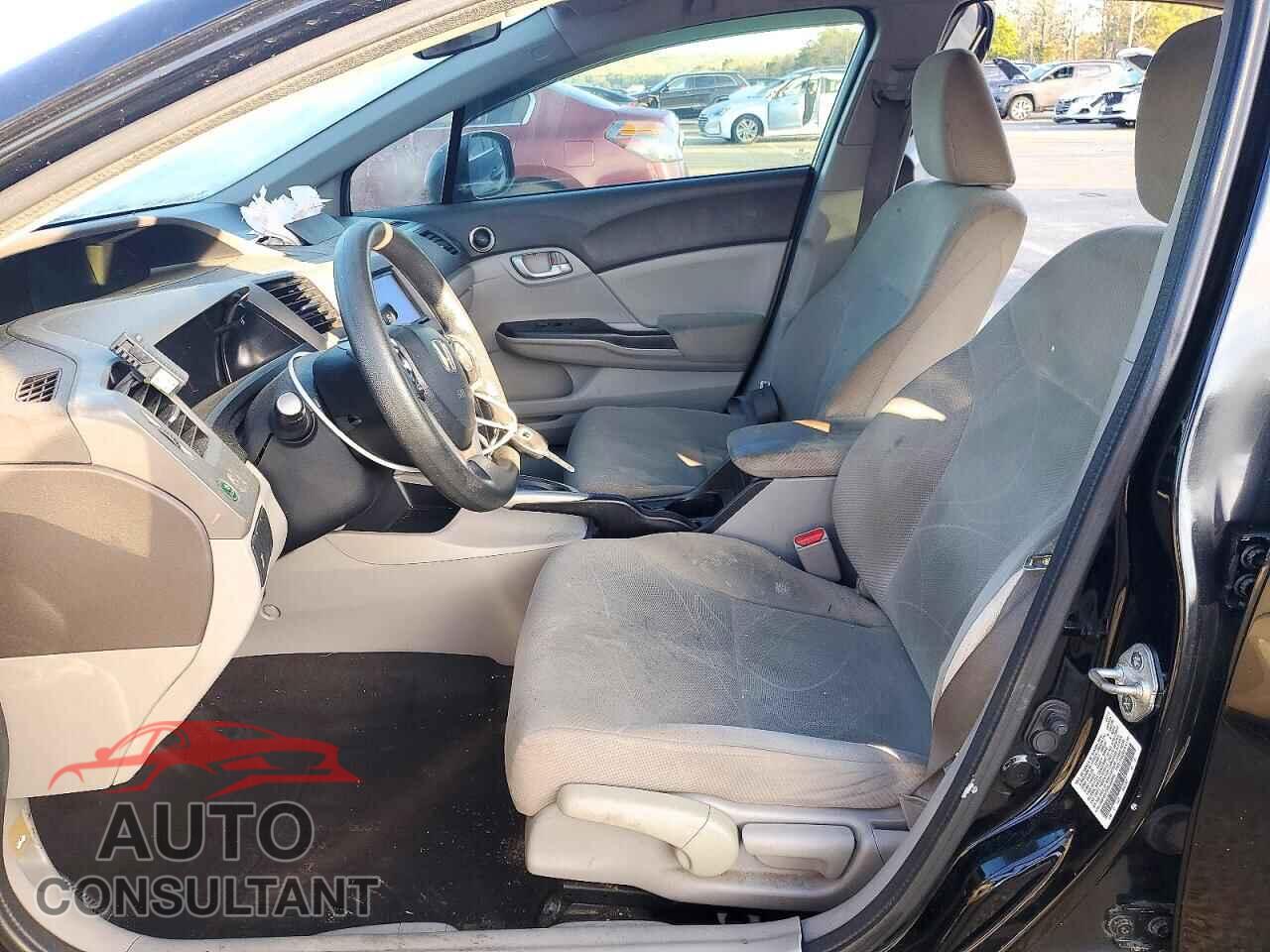 HONDA CIVIC 2012 - 2HGFB2F57CH560196