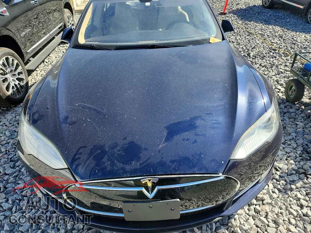 TESLA MODEL S 2014 - 5YJSA1H18EFP56144