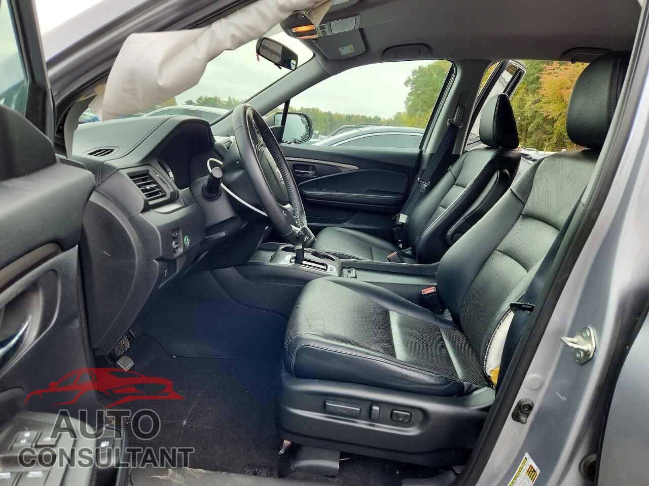 HONDA RIDGELINE 2018 - 5FPYK3F53JB008279