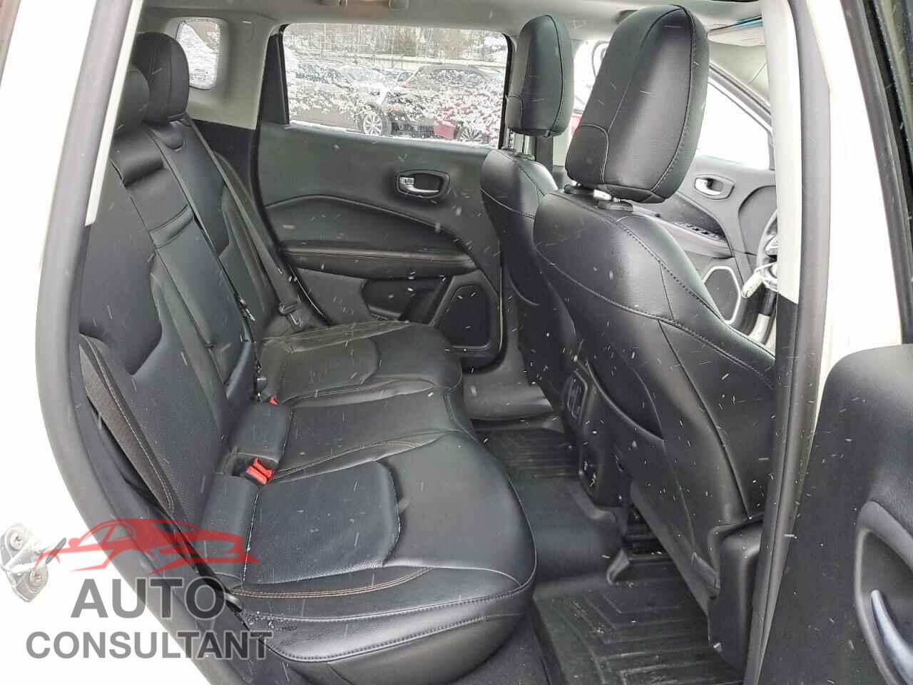 JEEP COMPASS 2018 - 3C4NJDCB1JT483879