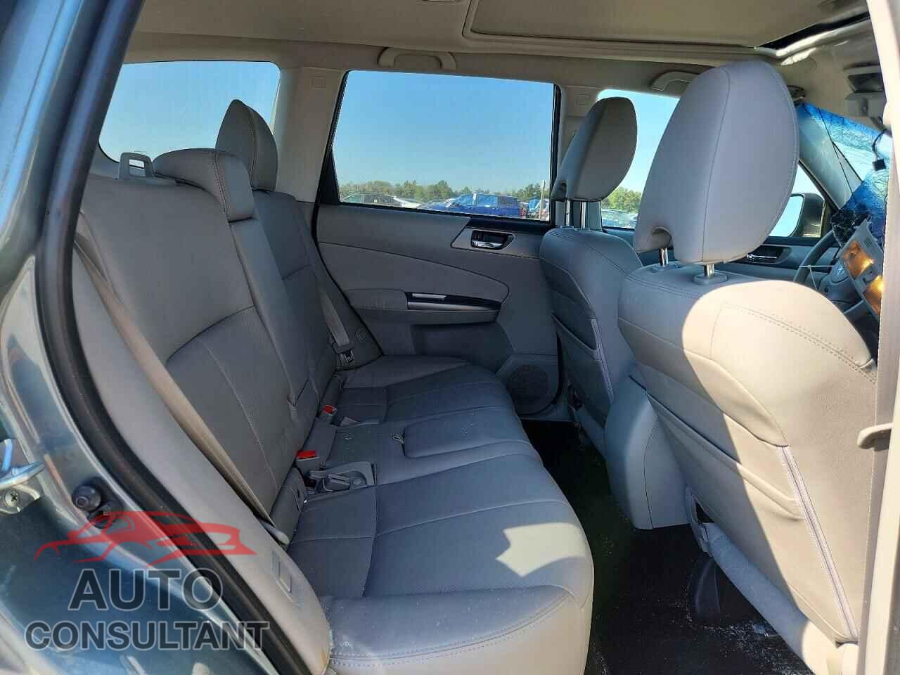 SUBARU FORESTER 2011 - JF2SHGGC0BH715621
