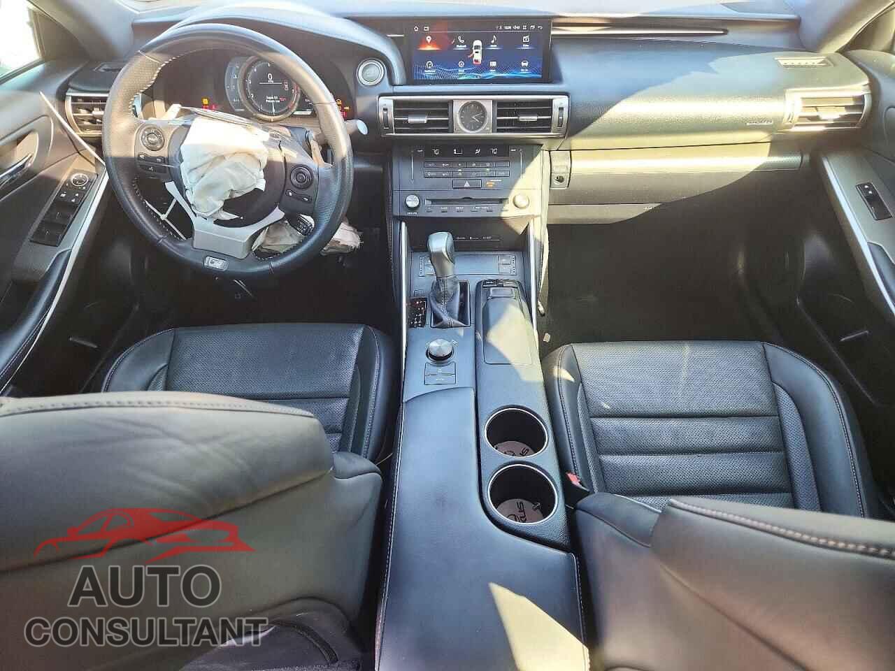 LEXUS IS 2015 - JTHBE1D28F5014976