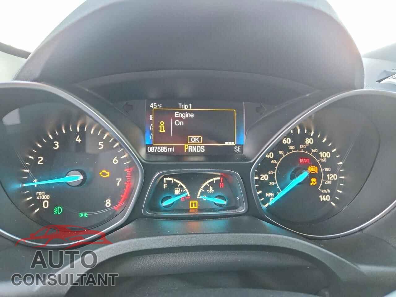FORD ESCAPE 2017 - 1FMCU9J93HUE95765