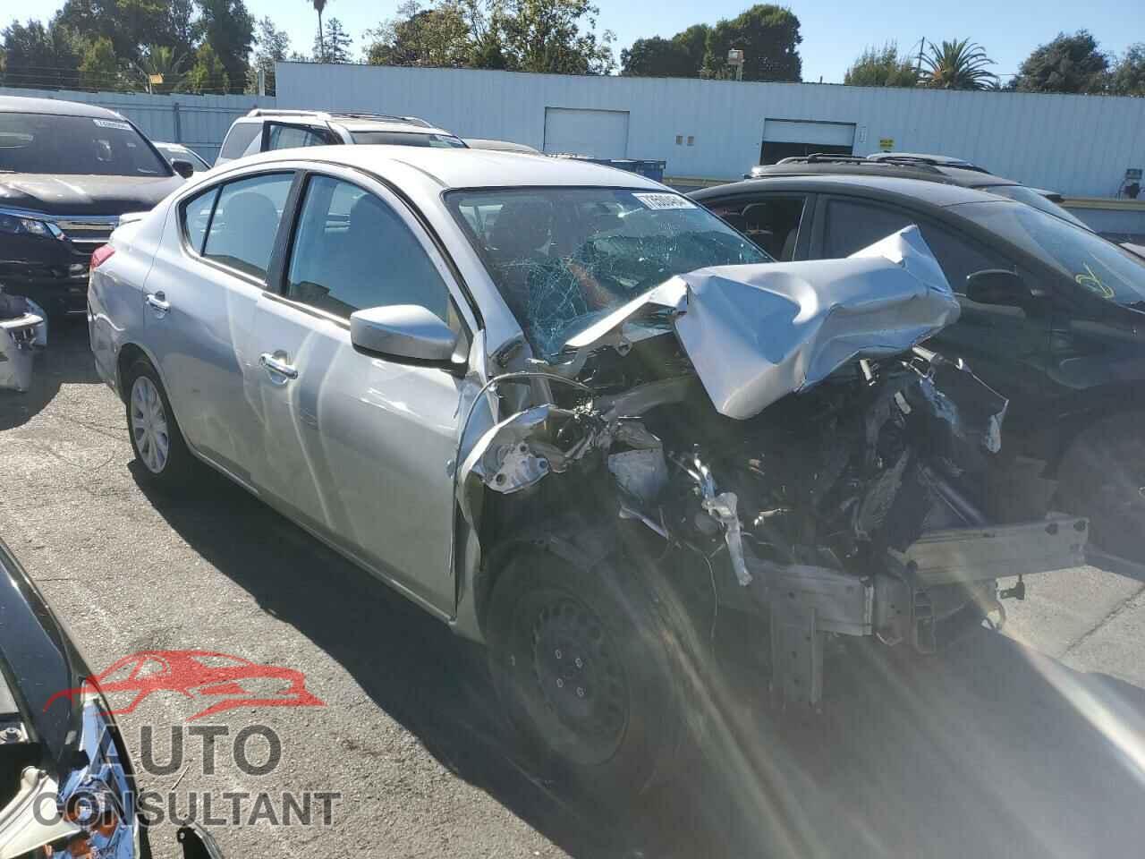 NISSAN VERSA 2019 - 3N1CN7AP3KL867002