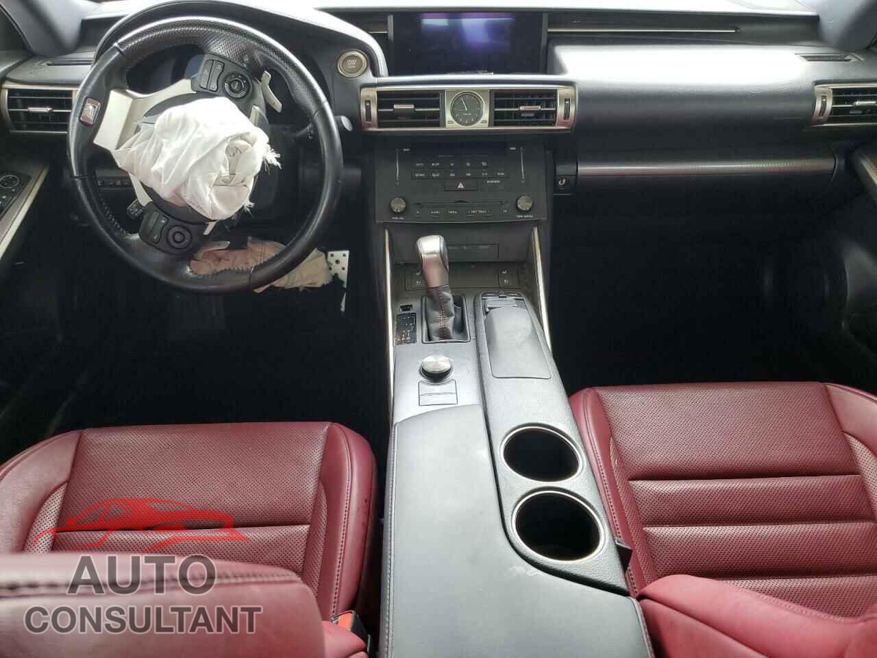LEXUS IS 2016 - JTHBA1D22G5032631