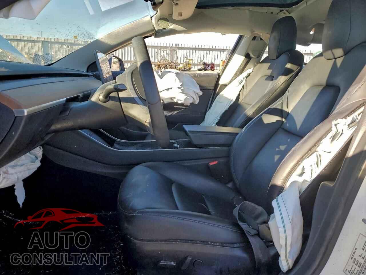 TESLA MODEL 3 2020 - 5YJ3E1EA2LF614348
