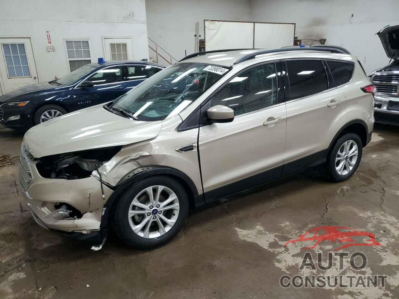 FORD ESCAPE 2017 - 1FMCU0GDXHUD38418