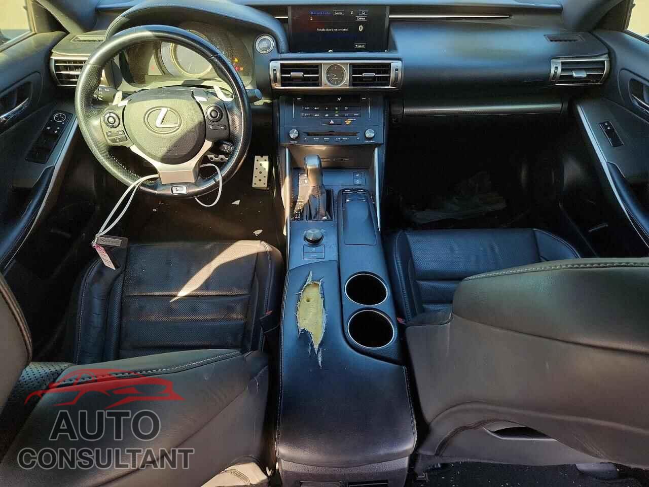 LEXUS IS 2015 - JTHBE1D24F5020399