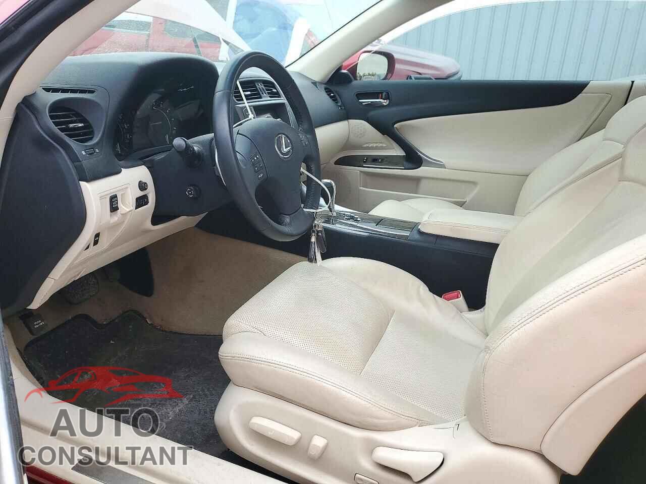 LEXUS IS 2010 - JTHFE2C28A2504224
