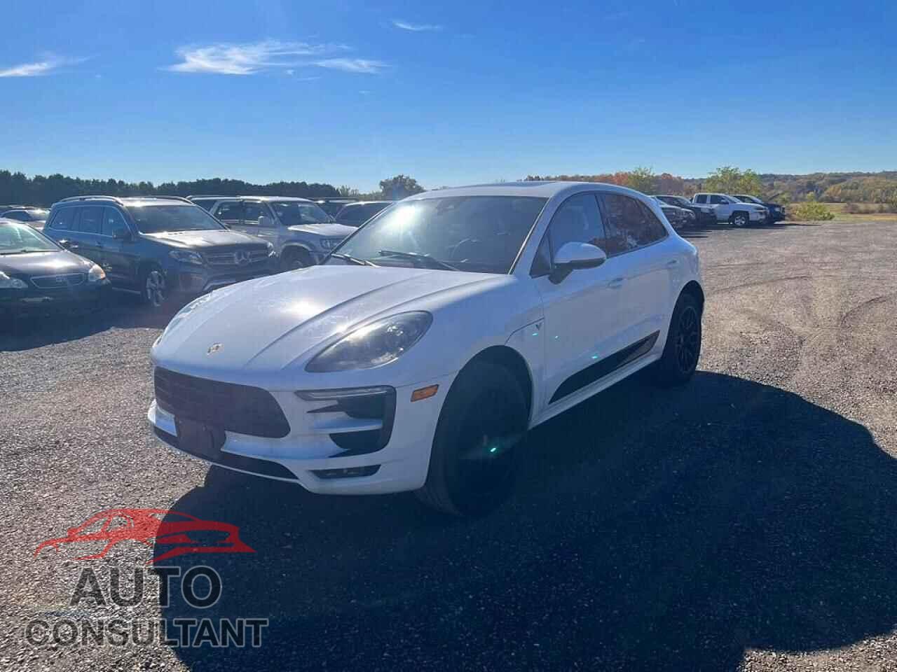 PORSCHE MACAN 2017 - WP1AG2A57HLB50315