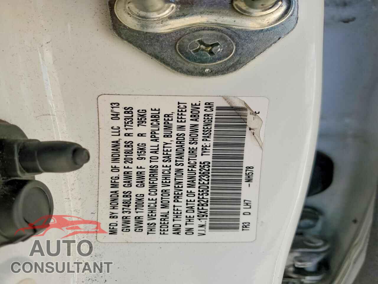 HONDA CIVIC 2013 - 19XFB2F55DE236255