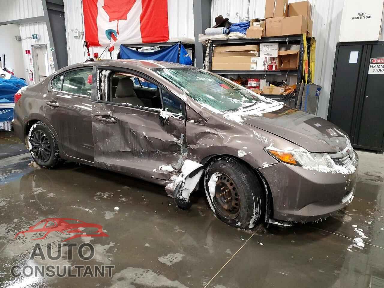 HONDA CIVIC 2012 - 2HGFB2E46CH029435