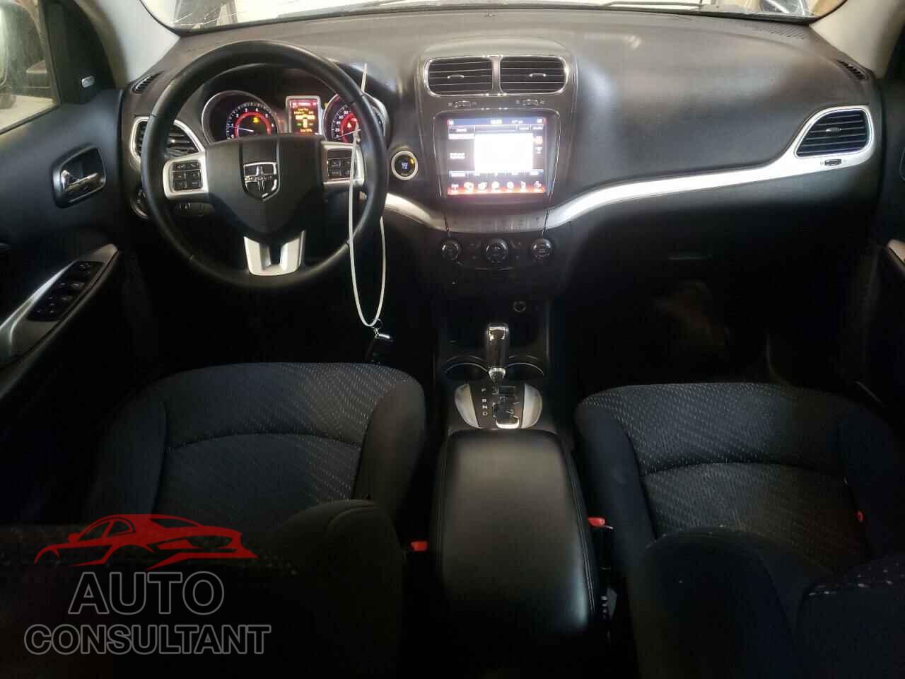 DODGE JOURNEY 2015 - 3C4PDCCG7FT678446