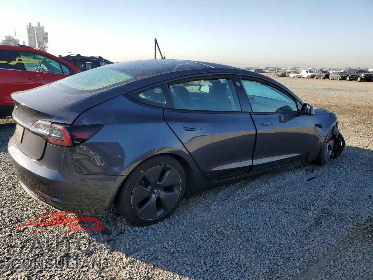 TESLA MODEL 3 2023 - 5YJ3E1EA5PF399795