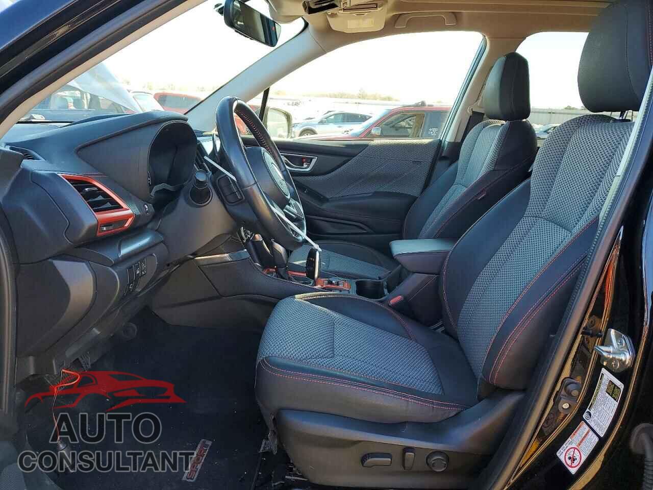 SUBARU FORESTER 2019 - JF2SKAPC2KH575165