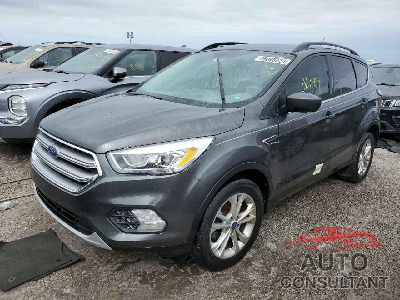 FORD ESCAPE 2017 - 1FMCU0GD4HUE65035