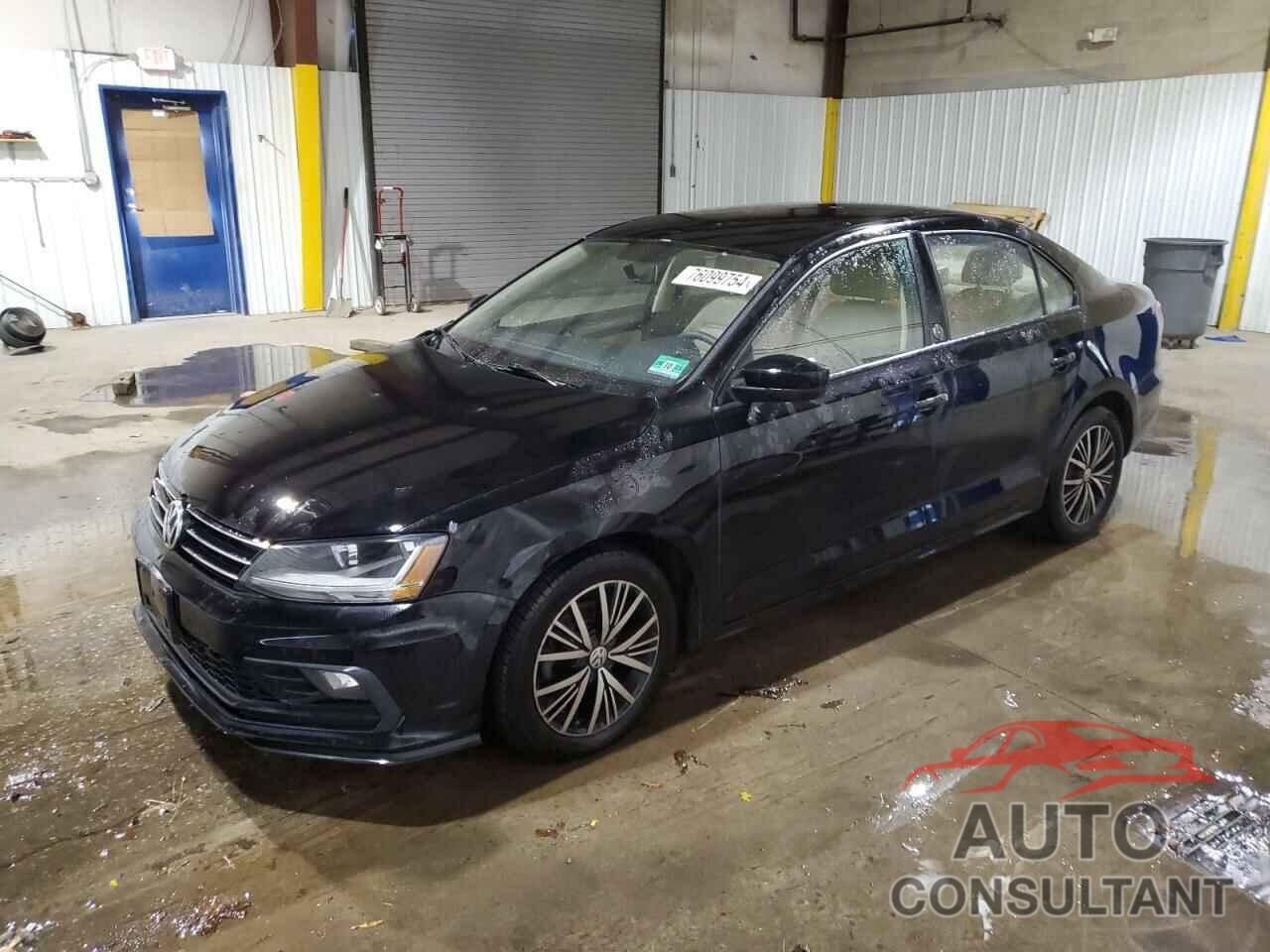 VOLKSWAGEN JETTA 2018 - 3VWDB7AJ5JM209662