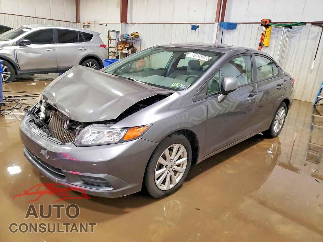 HONDA CIVIC 2012 - 2HGFB2F82CH330186