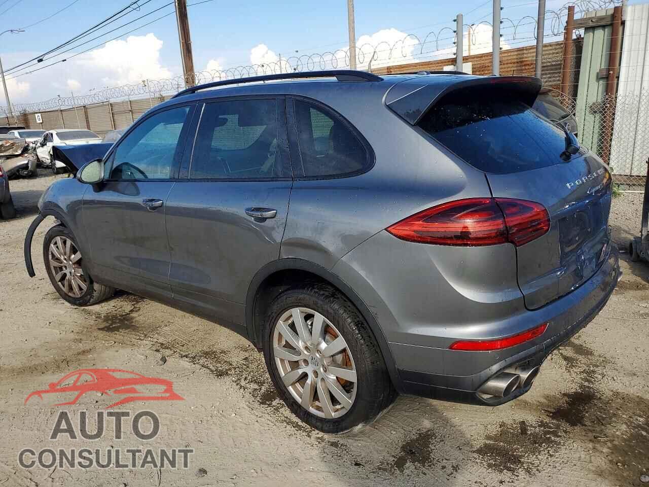 PORSCHE CAYENNE 2016 - WP1AB2A21GLA95590