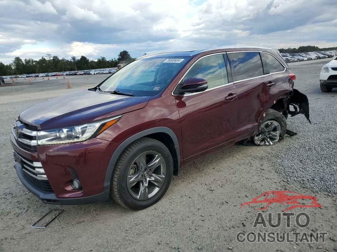 TOYOTA HIGHLANDER 2018 - 5TDDZRFH5JS810411