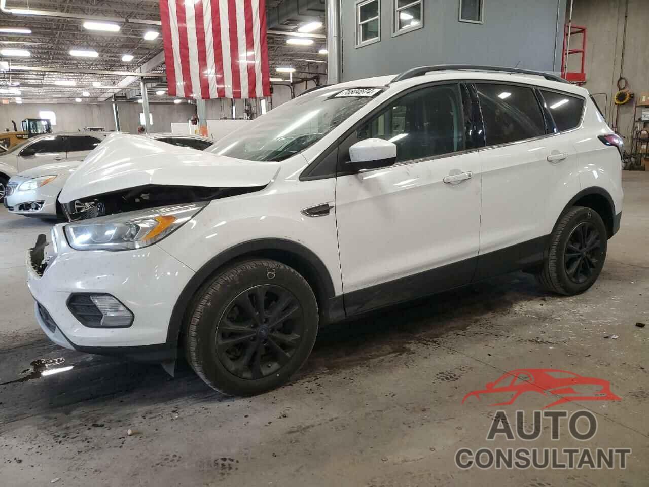 FORD ESCAPE 2017 - 1FMCU9GD9HUD43338