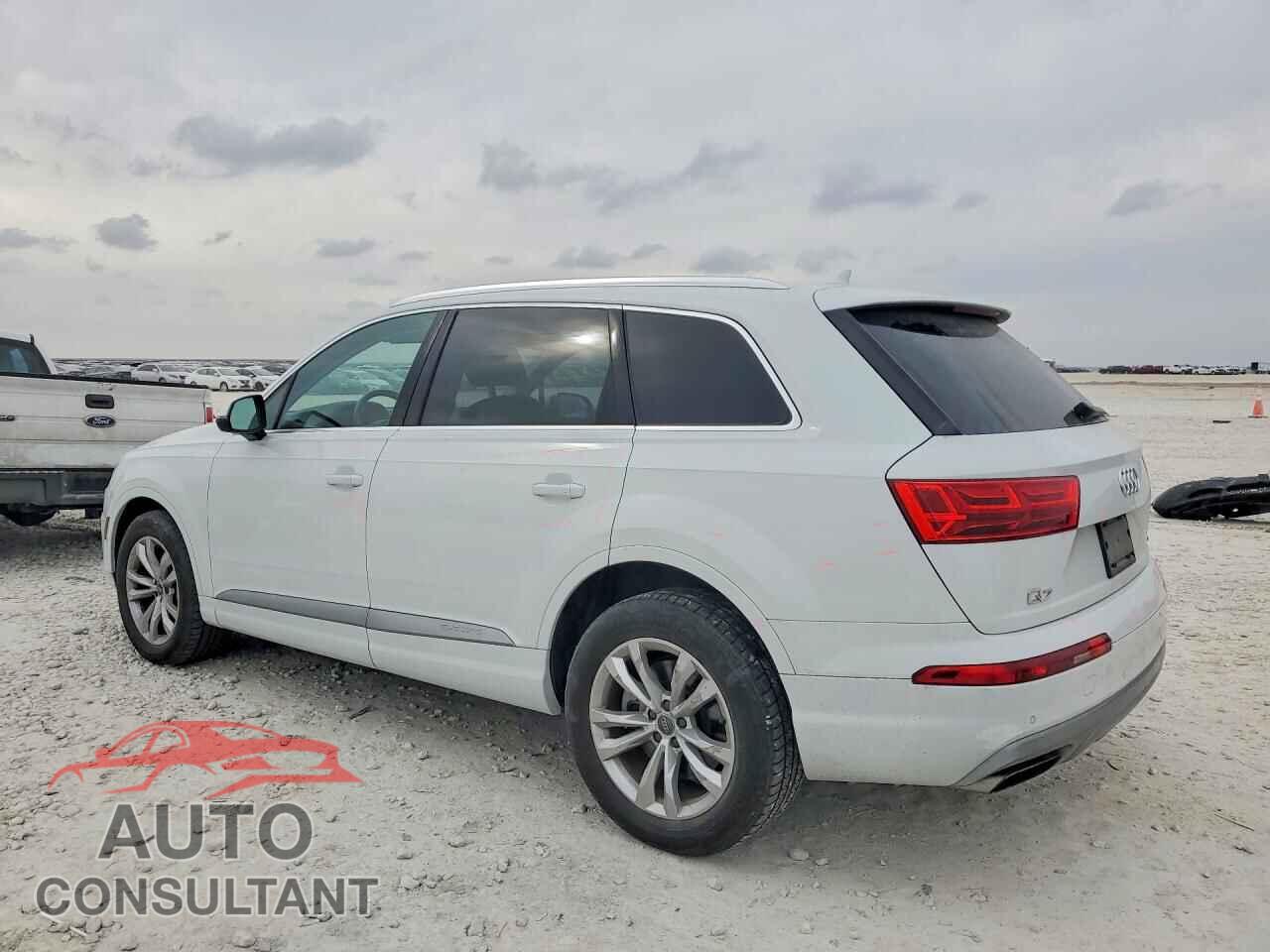 AUDI Q7 2017 - WA1LHBF70HD049459