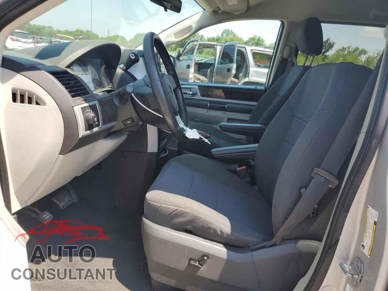 DODGE CARAVAN 2010 - 2D4RN5D16AR209861