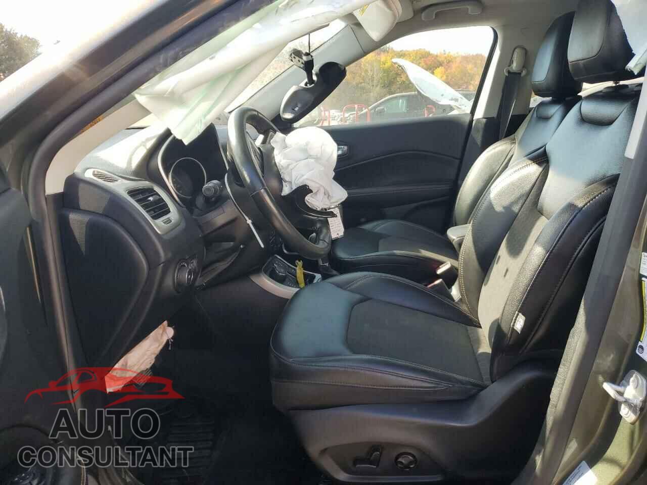 JEEP COMPASS 2018 - 3C4NJDBB2JT147143
