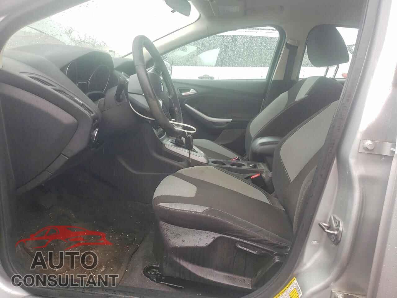 FORD FOCUS 2012 - 1FAHP3K25CL460780
