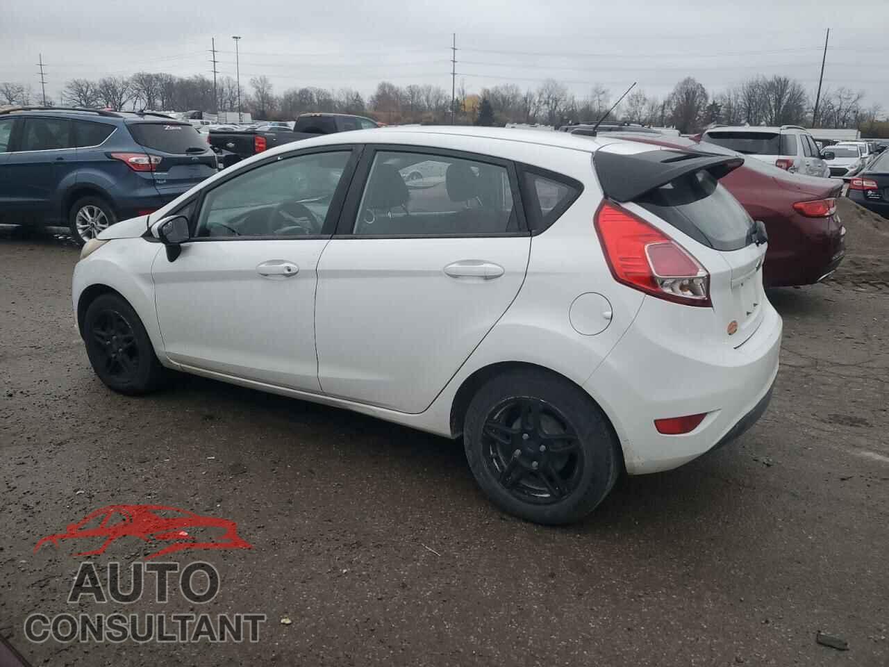 FORD FIESTA 2017 - 3FADP4EJ4HM118962