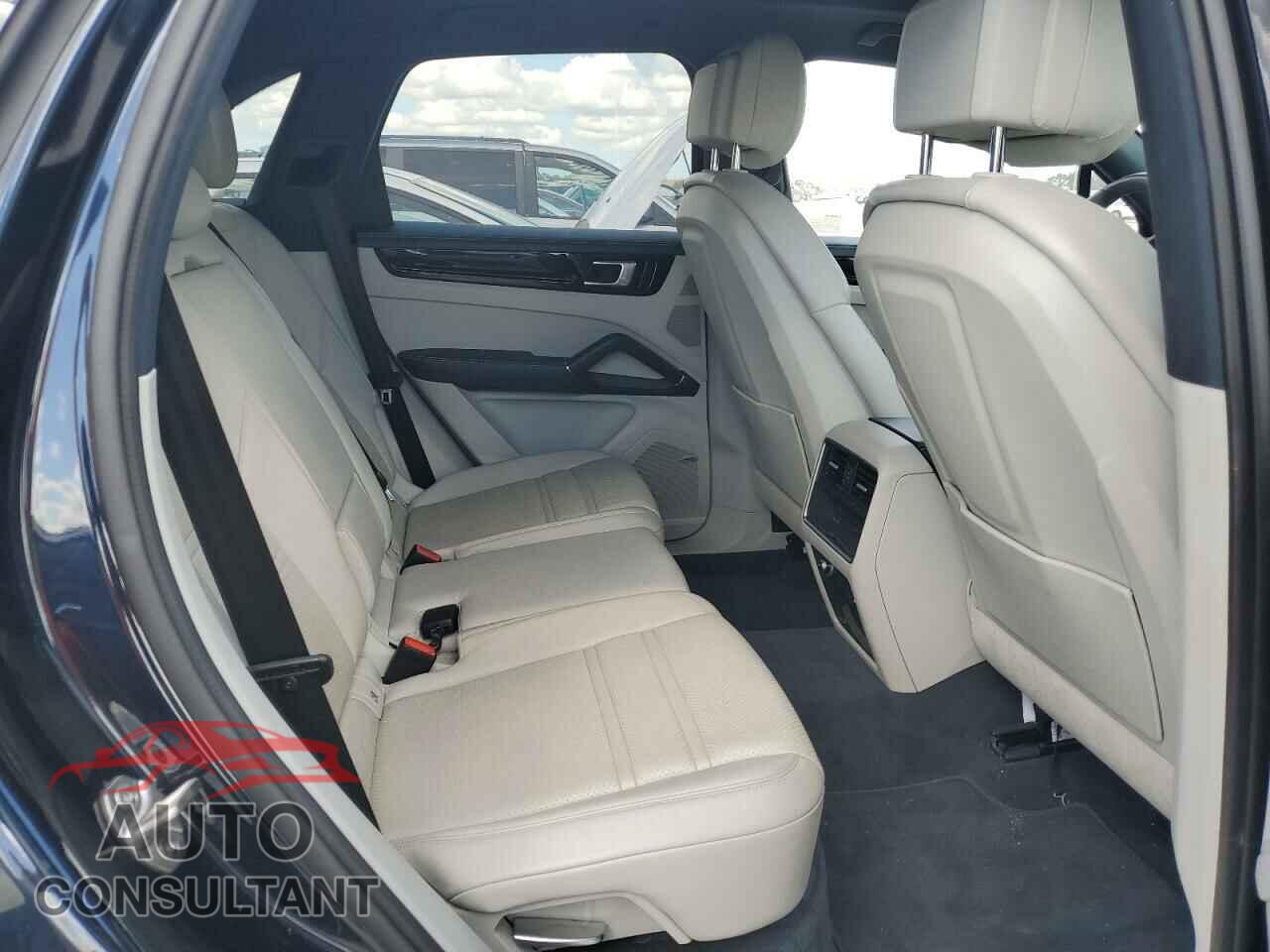 PORSCHE CAYENNE 2021 - WP1AA2AY3MDA09421