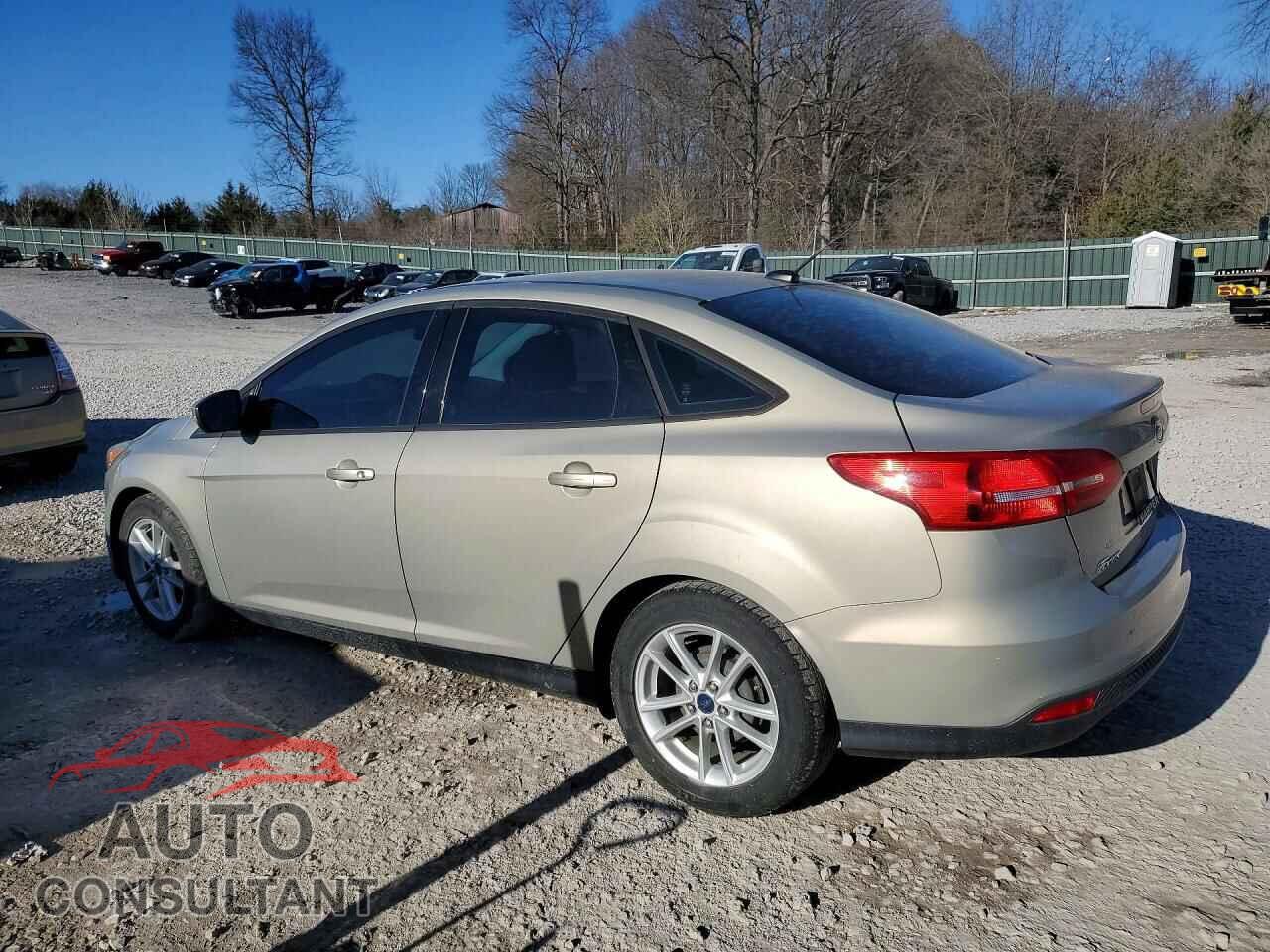 FORD FOCUS 2015 - 1FADP3F2XFL316400
