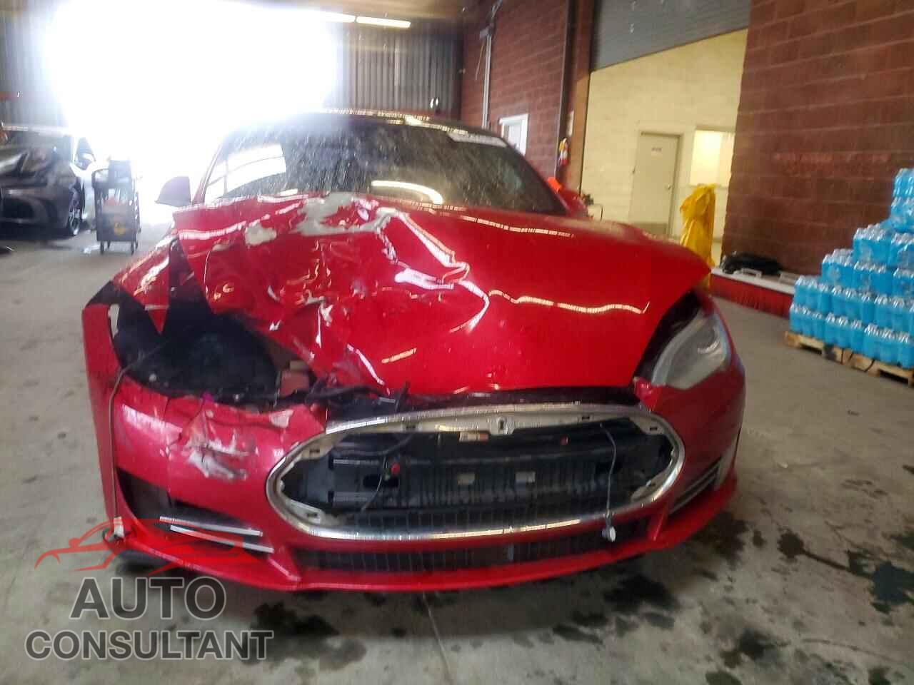 TESLA MODEL S 2015 - 5YJSA1E47FF109217