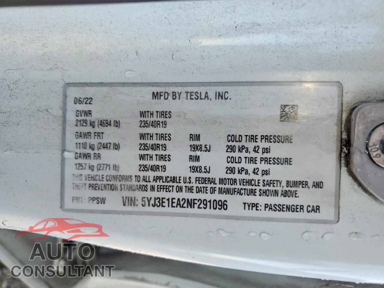 TESLA MODEL 3 2022 - 5YJ3E1EA2NF291096
