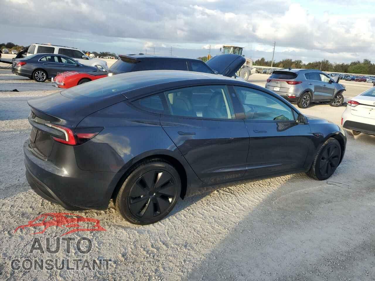 TESLA MODEL 3 2024 - 5YJ3E1EA4RF871956