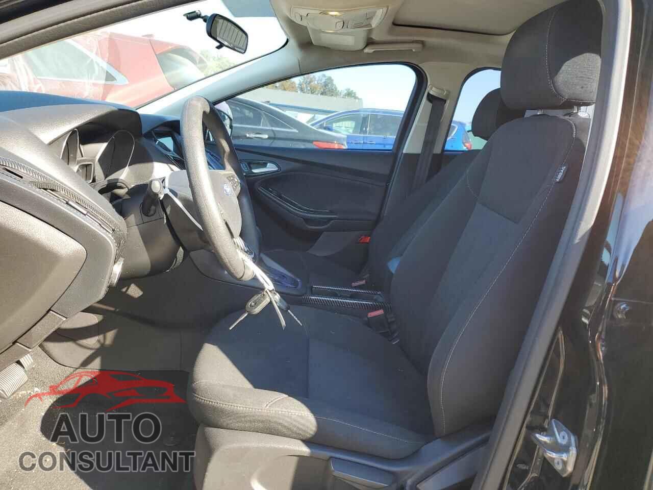 FORD FOCUS 2017 - 1FADP3M21HL269764