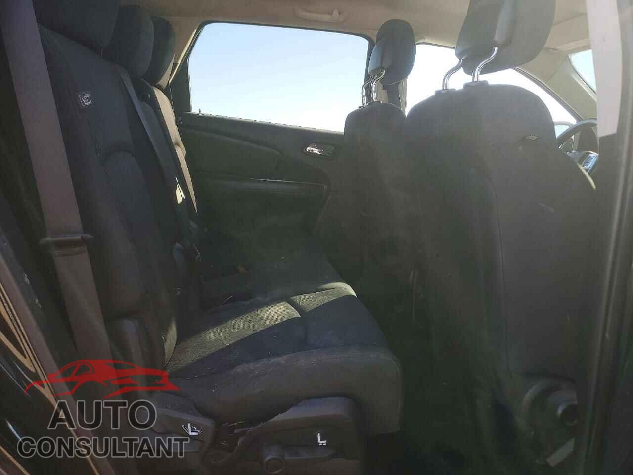 DODGE JOURNEY 2019 - 3C4PDCBB4KT719695