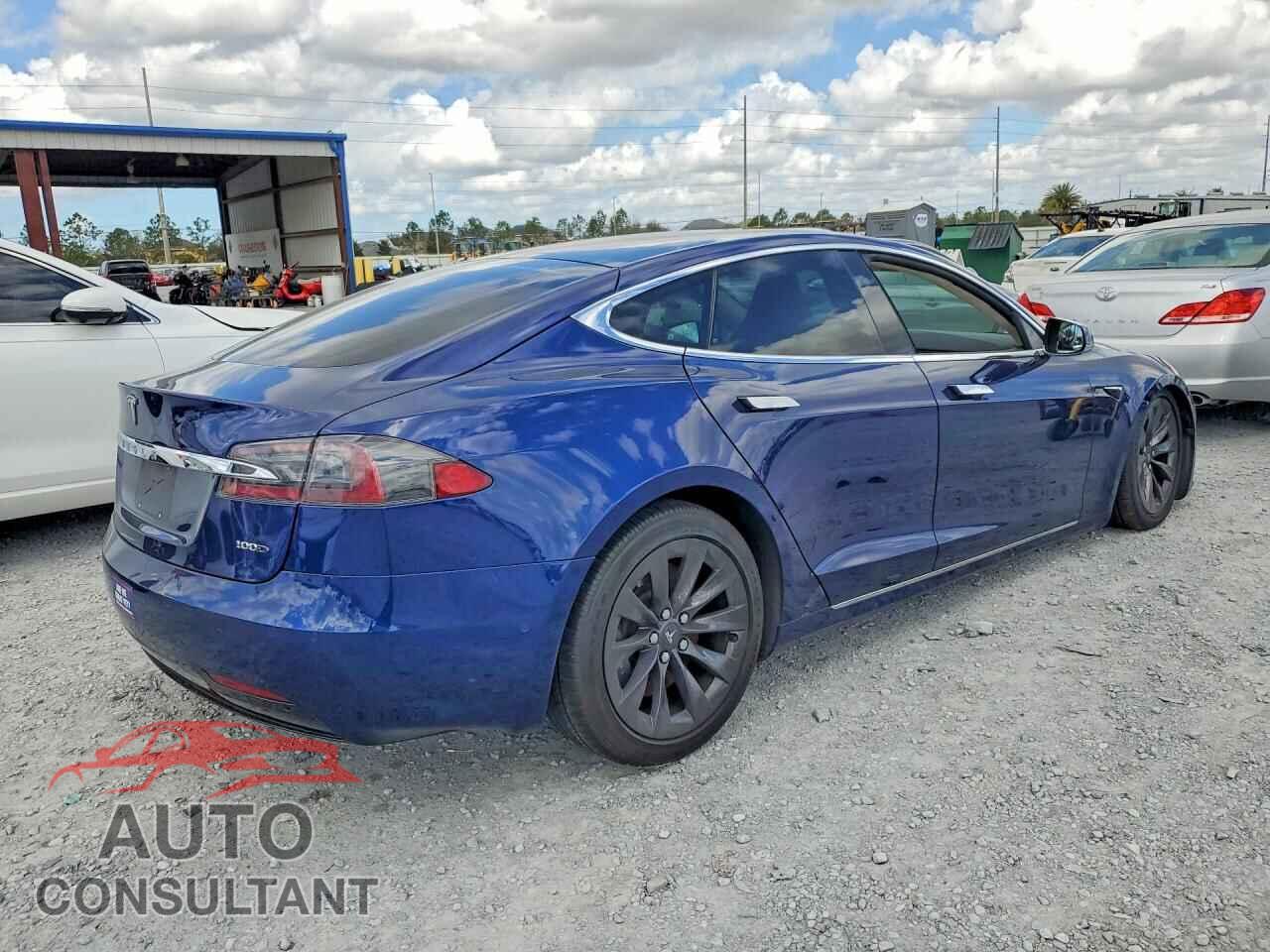 TESLA MODEL S 2018 - 5YJSA1E20JF284724