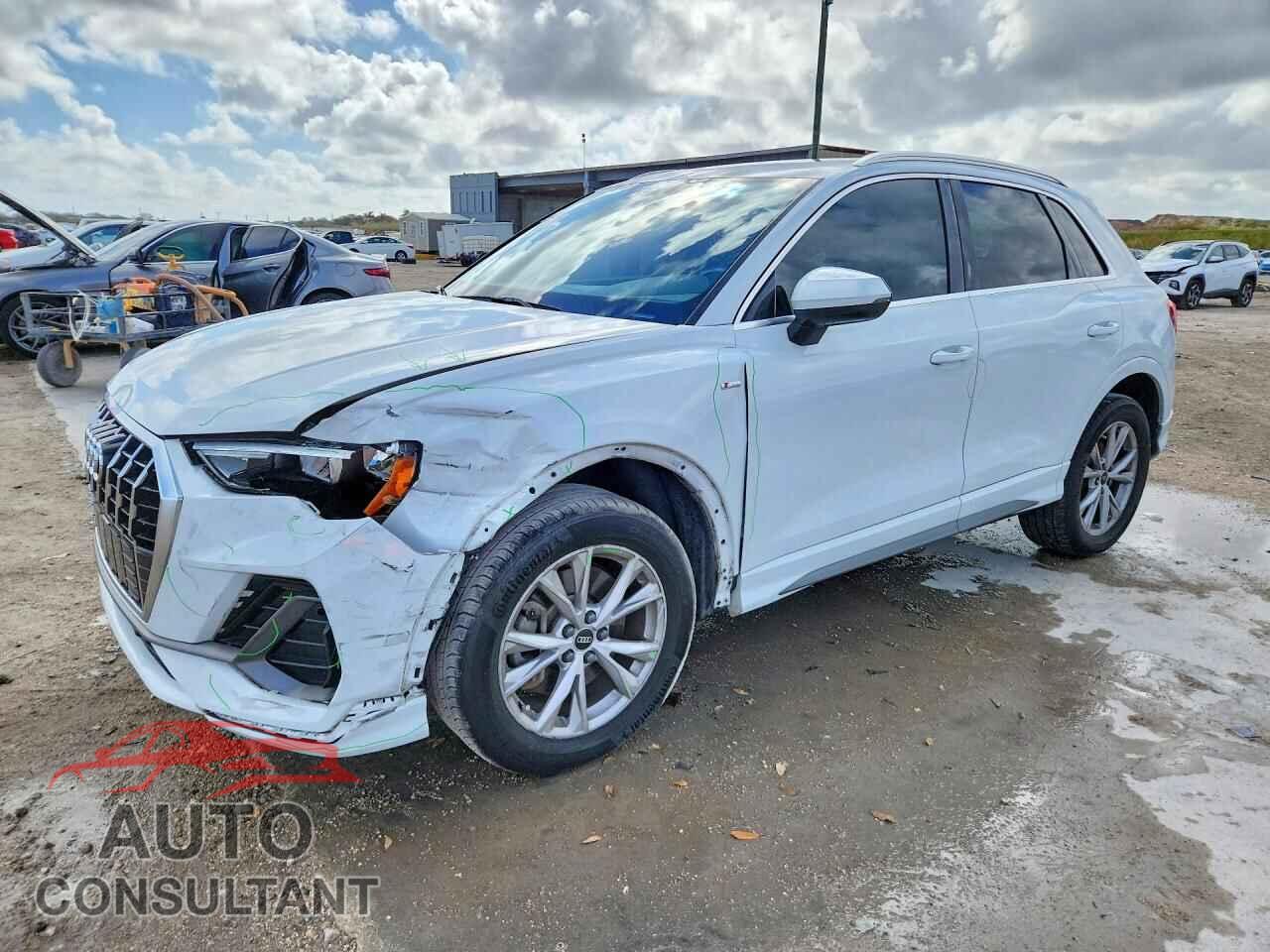 AUDI Q3 2021 - WA1DECF39M1046202