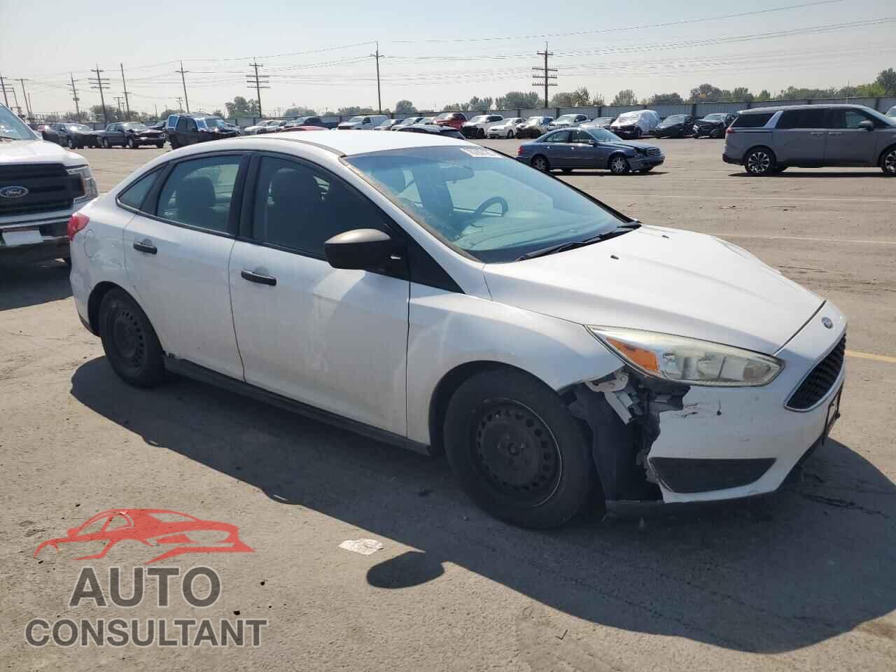 FORD FOCUS 2015 - 1FADP3E26FL342123