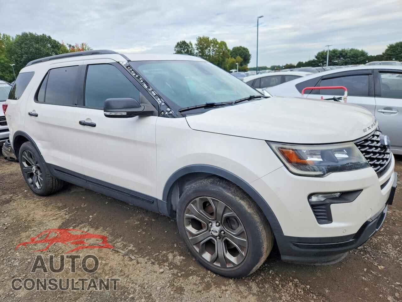 FORD EXPLORER 2018 - 1FM5K8GT4JGB37171
