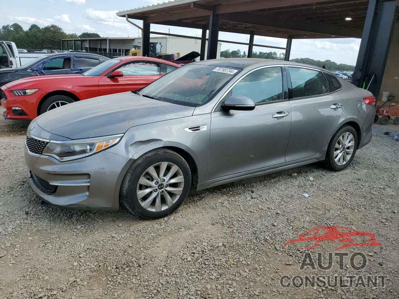 KIA OPTIMA 2018 - 5XXGU4L35JG221058