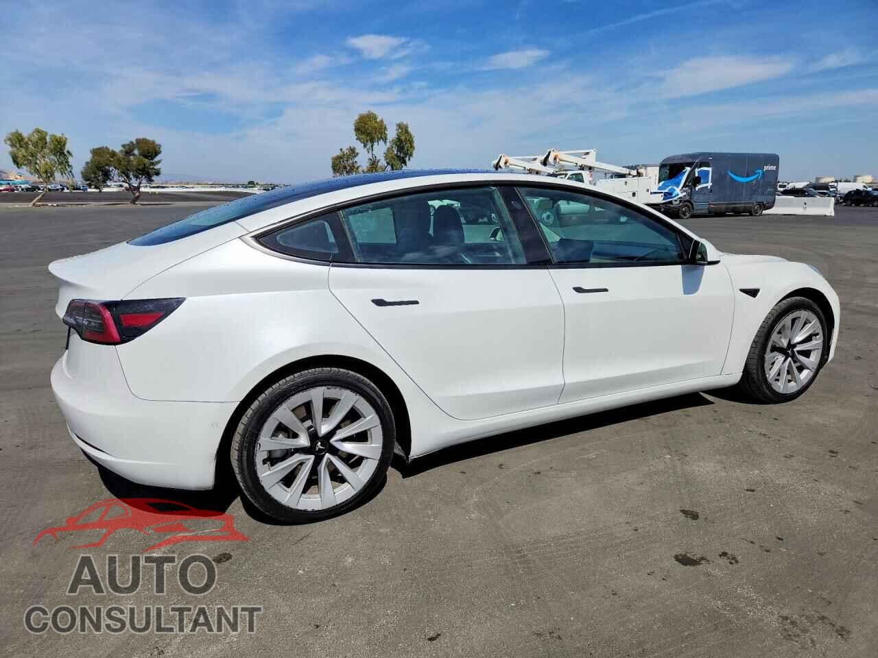TESLA MODEL 3 2022 - 5YJ3E1EA9NF190525