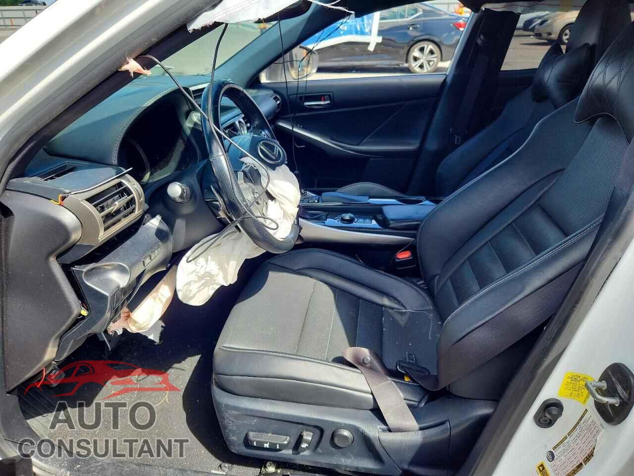 LEXUS IS 2015 - JTHBF1D27F5077113