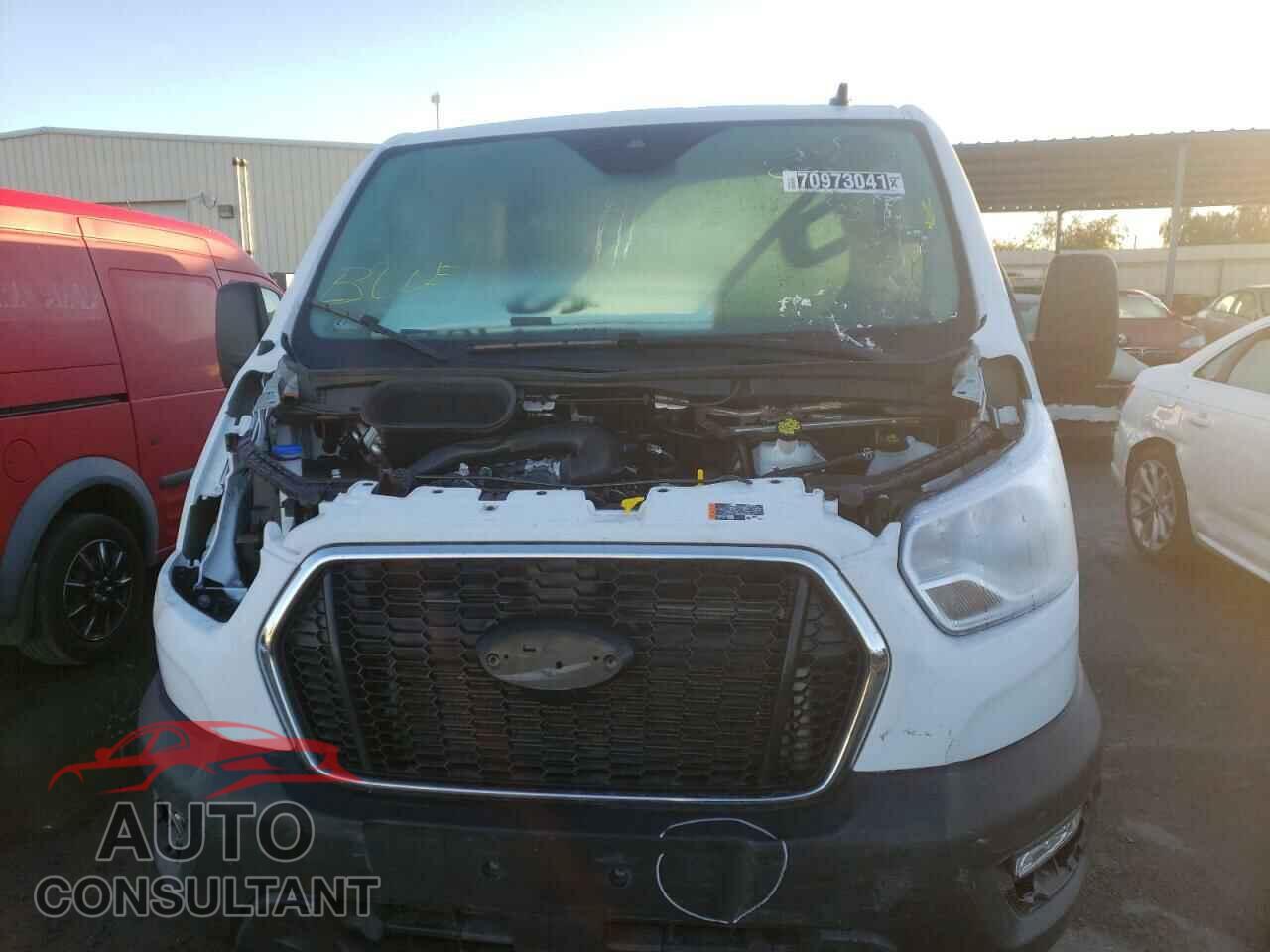 FORD TRANSIT CO 2021 - 1FTBR1Y88MKA20912
