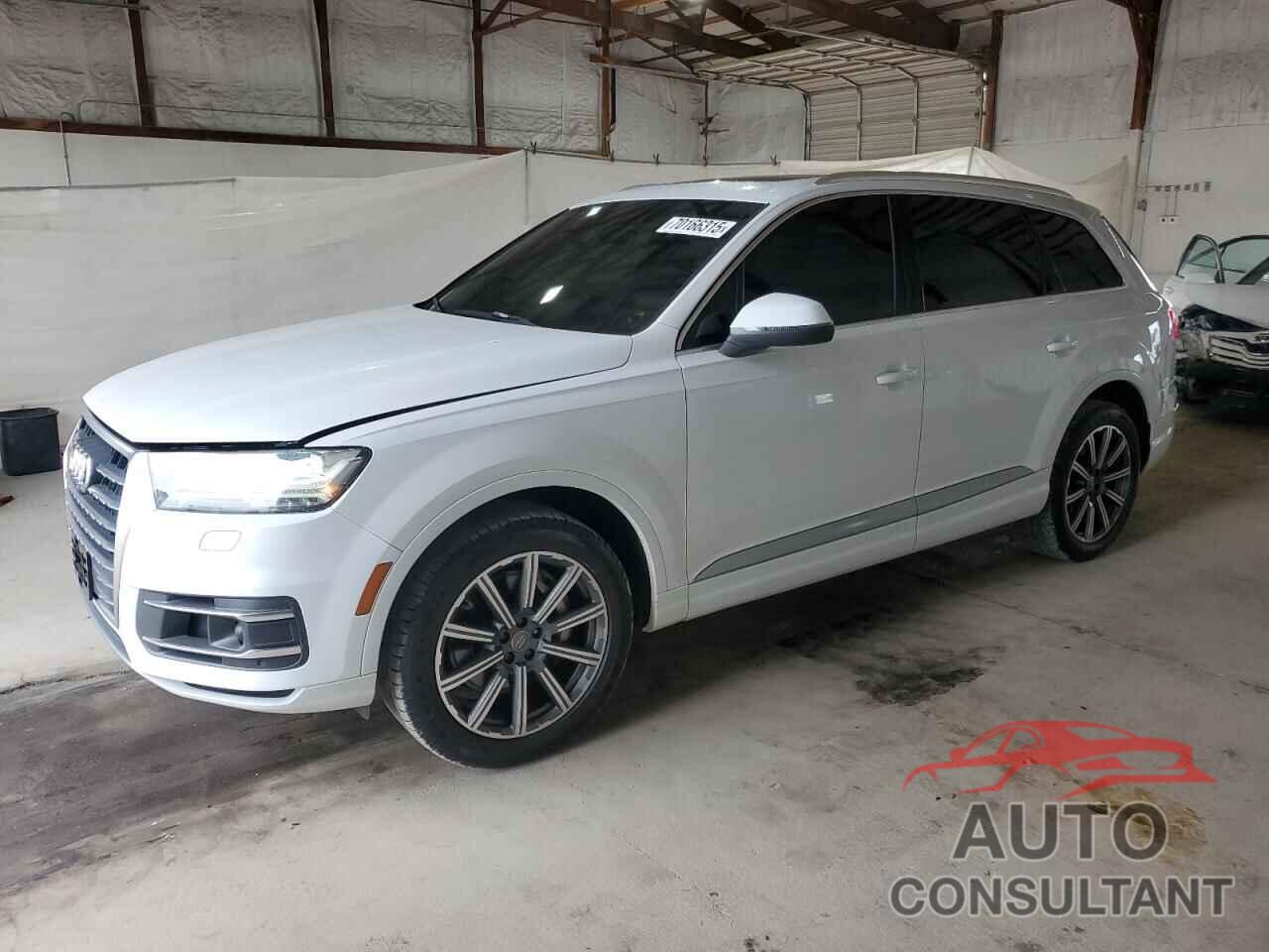 AUDI Q7 2017 - WA1LAAF75HD008713
