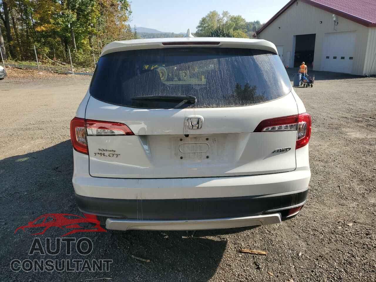 HONDA PILOT 2021 - 5FNYF6H58MB034604