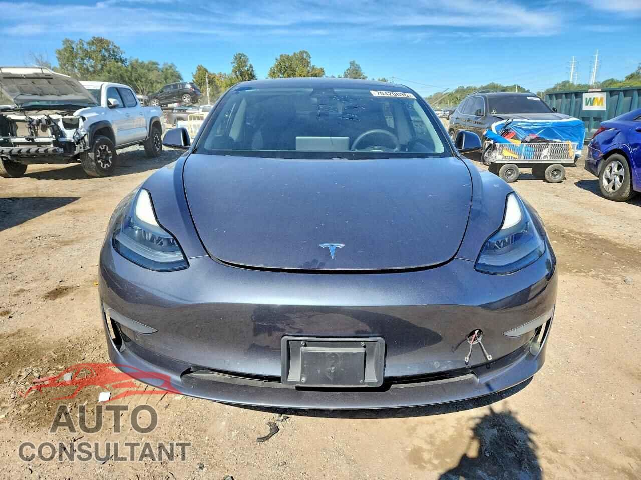 TESLA MODEL 3 2021 - 5YJ3E1EA2MF923271