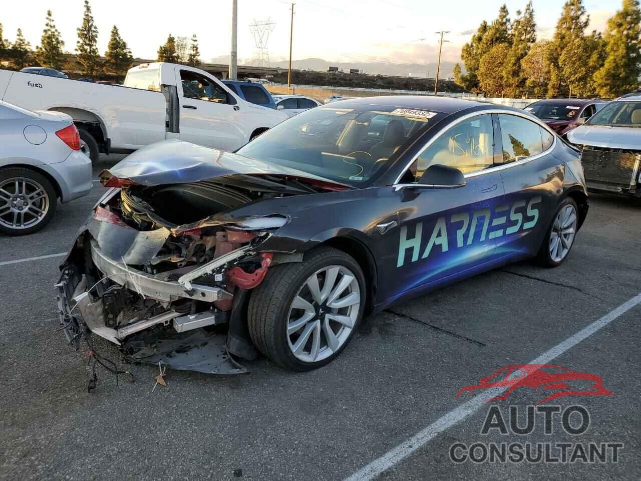 TESLA MODEL 3 2018 - 5YJ3E1EB2JF133294