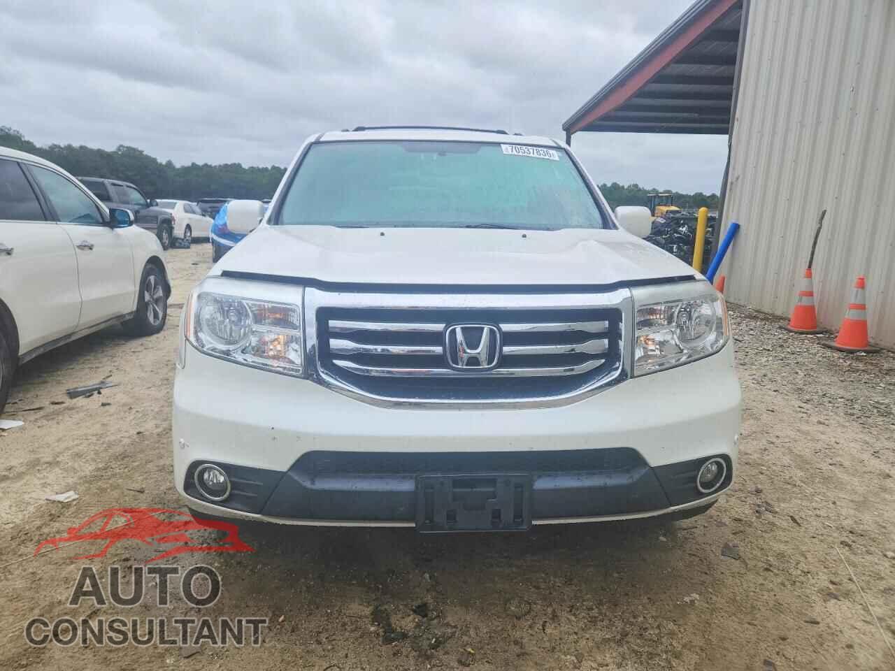 HONDA PILOT 2013 - 5FNYF4H90DB062677